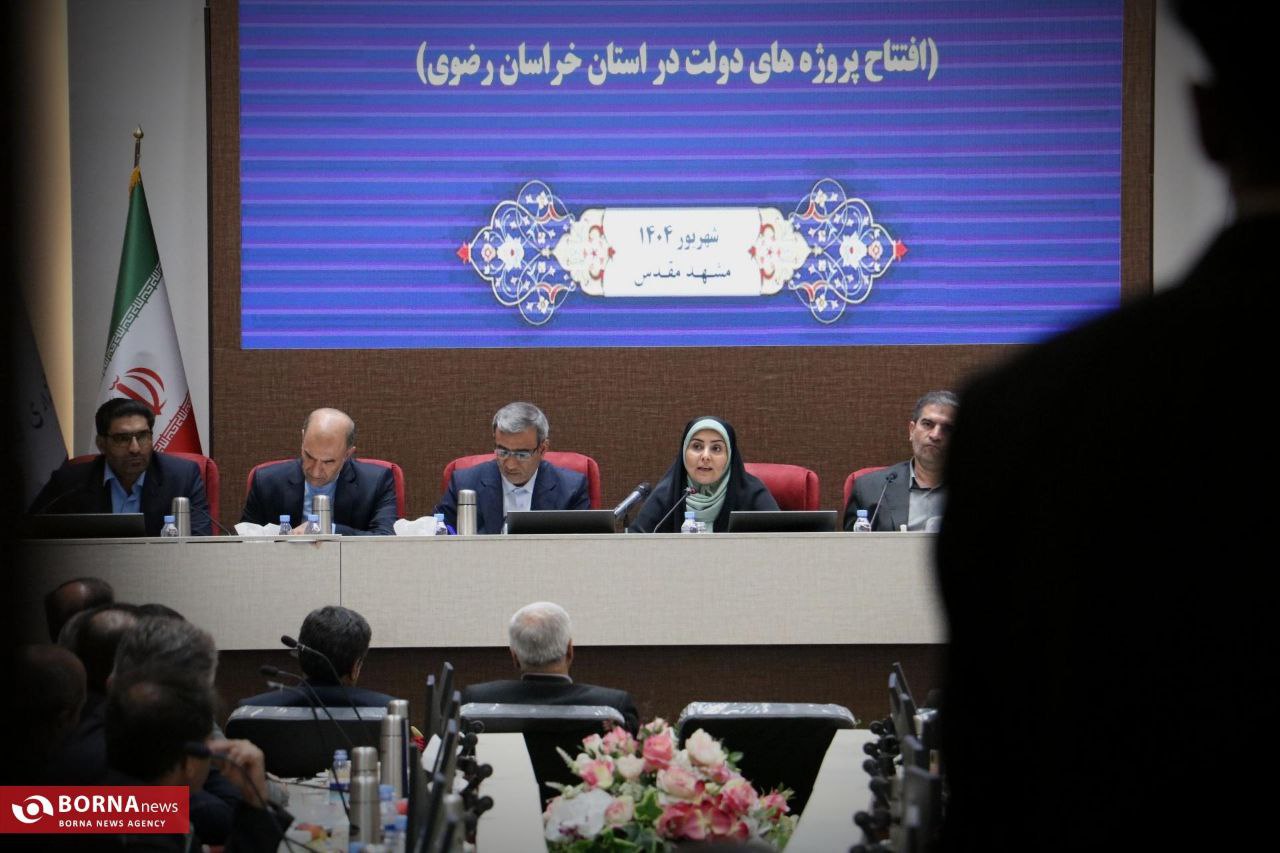 نخستین روز سفر وزیر راه و شهرسازی در مشهد