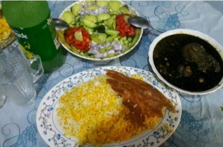 از شما/سلام عزیزانم ظهربخیر اینم از نهارماامروزجاتون سبز 💚💖