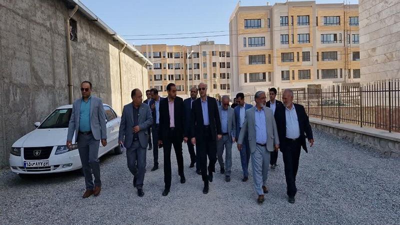 افتتاح ۱۸۰ واحد مسکونی روستایی؛ خانهدار شدن خانوادههای بیرجندی در هفته دولت