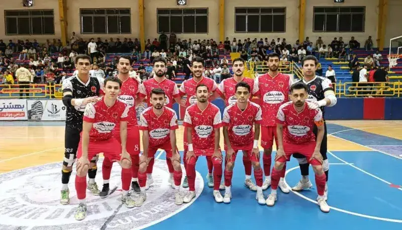 یک تیم لیگ برتری از ادامه رقابتها کنار کشید!