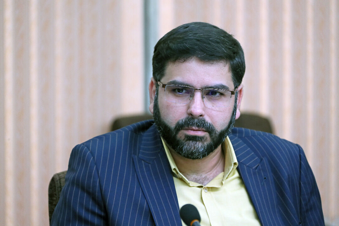 رنجبران؛ مشاور عراقچی استعفا داد