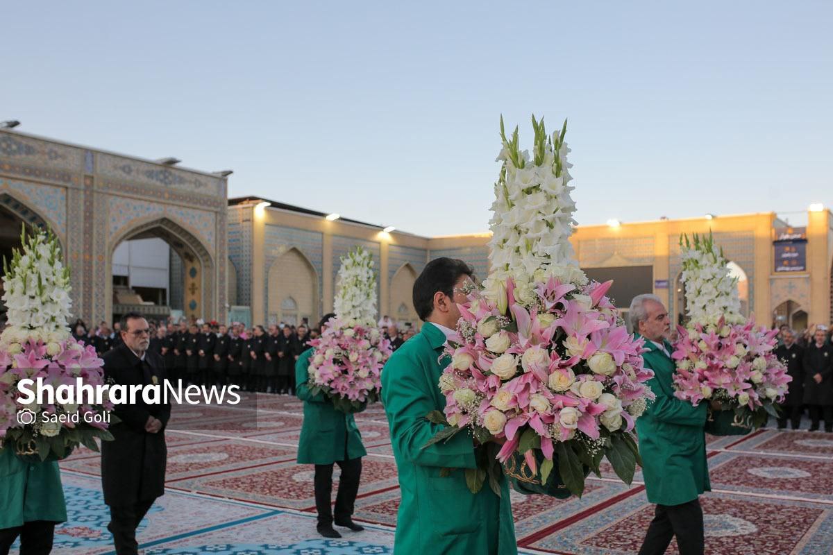 عکس/ آیین سنتی تعویض پوش ضریح مطهر امام رضا(ع)