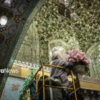 عکس/ آیین سنتی تعویض پوش ضریح مطهر امام رضا(ع)