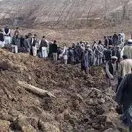 لحظه وقوع رانش شدید زمین در پاکستان