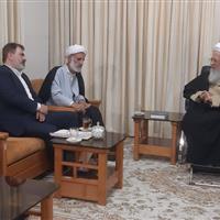 تاکید آیت‌الله جوادی آملی بر سرمایه‌گذاری در آموزش، تولید و پرورش نخبگان