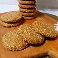 کوکی کنجدی خیلی طرفدار داره