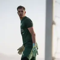 گلر ملی و 2 ستاره استقلال به امارات رفتند