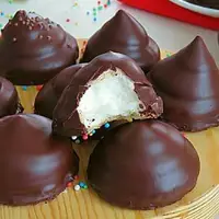  تاحالا کارخانه بستنی زمستانی دیده بودید؟