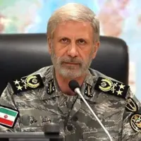 فرمانده کل ارتش: راهی جز قوی شدن نداریم