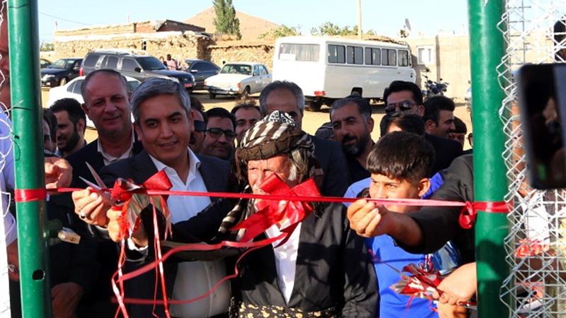 زمین چمن مصنوعی روستای «قزلبلاغ» دیواندره به بهرهبرداری رسید