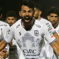دهقان: بعد از گل آخر کمرمان شکست!