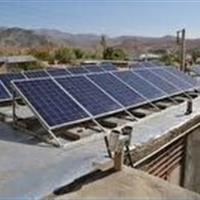 راه اندازی ۳۵ نیروگاه خورشیدی برای مددجویان کمیته امداد در خراسان جنوبی
