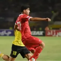 یک هافبک میانی در وینگرستان پرسپولیس!