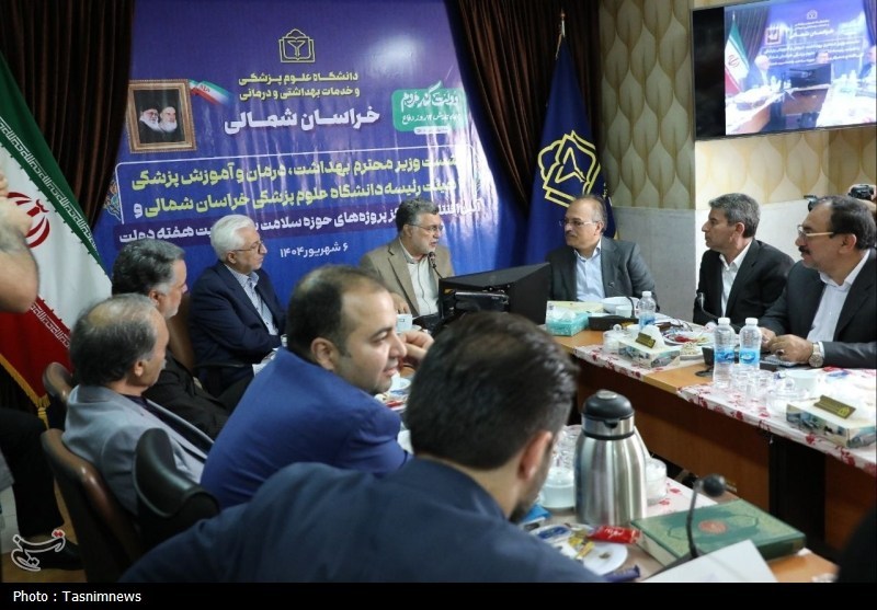 عکس/ سفر وزیر بهداشت و درمان به خراسان شمالی