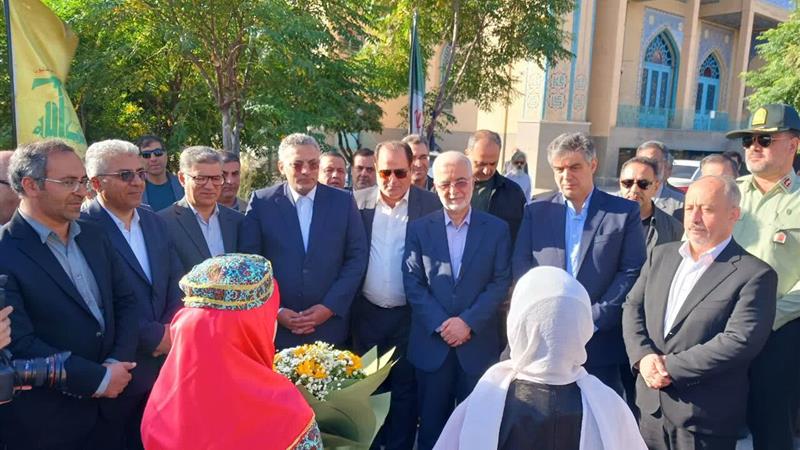 وزیر کشور وارد استان مرکزی شد