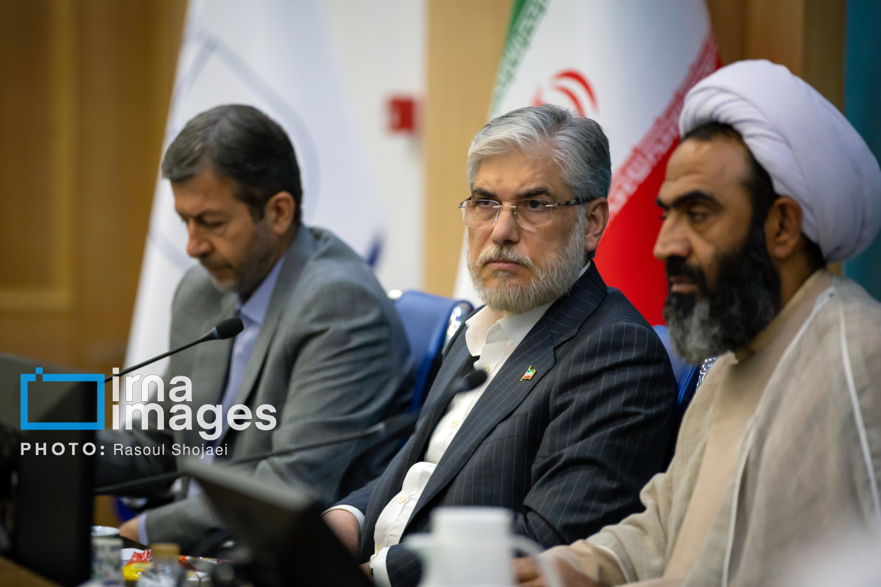 عکس/ سفر وزیر علوم، تحقیقات و فناوری به اصفهان