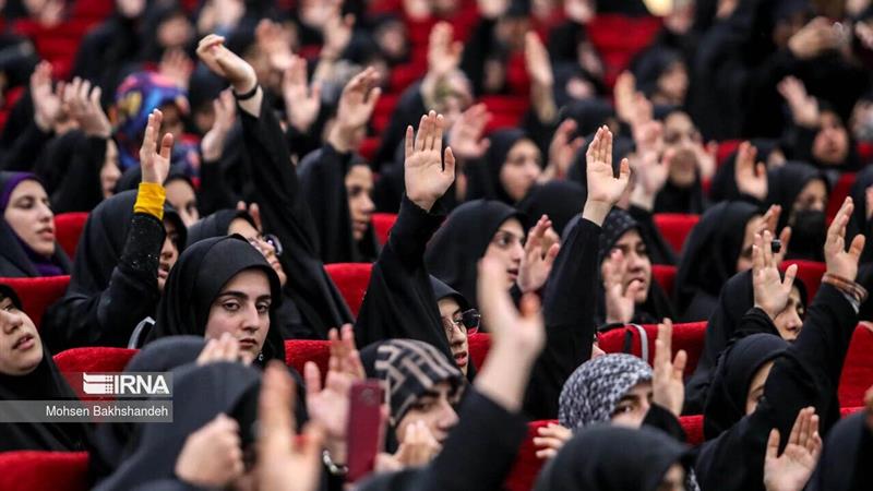 اهتمام دولت چهاردهم بر ارتقای منزلت بانوان