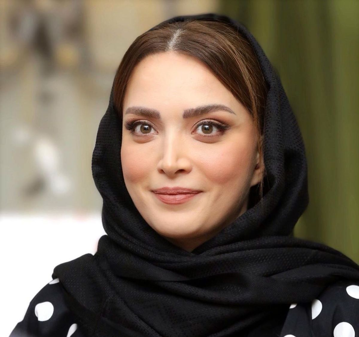 چهره ها/ بهنوش طباطبایی با گریم و لباس «نانسی» در «الیور توئیست»
