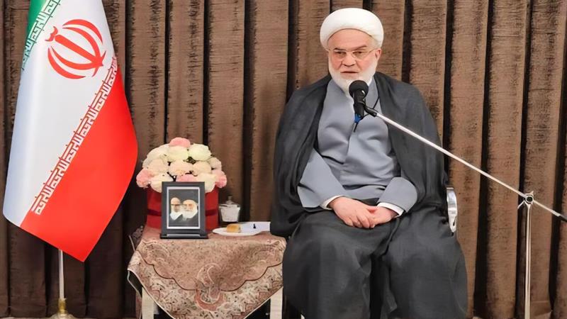 انتقال حساب شرکتها و صنایع بزرگ به بانکهای کردستان مطالبه مردم است