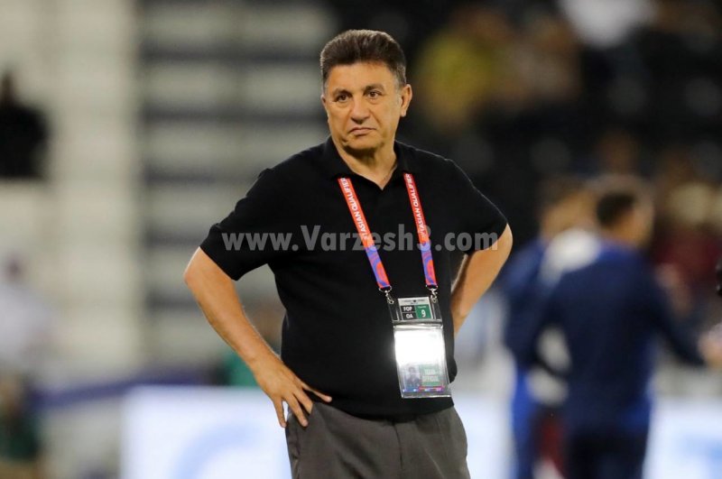 قلعهنویی فقط 1+2 هافبک دارد!