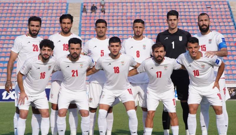 عراقچی به ملی‎‌پوشان فوتبال: شما صعود کنید، ویزا با ما!