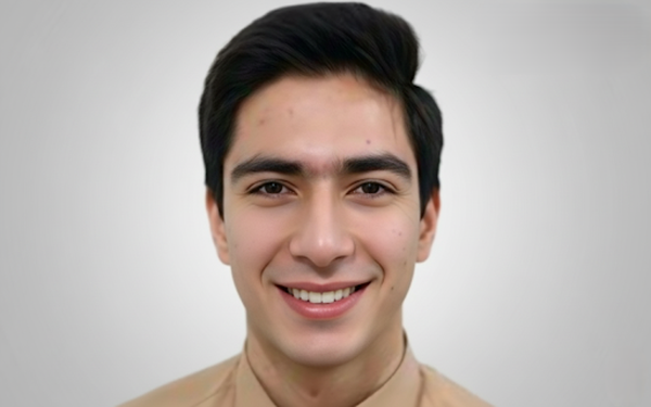 نفر پنجم کنکور تجربی: آرزویم پزشکی و خدمت به مردم است