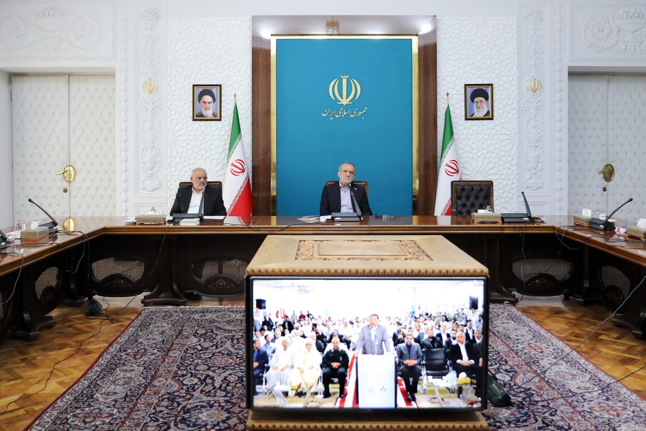 عکس/ افتتاح خط بافندگی در شهرستان ایرانشهر با دستور رئیس جمهور