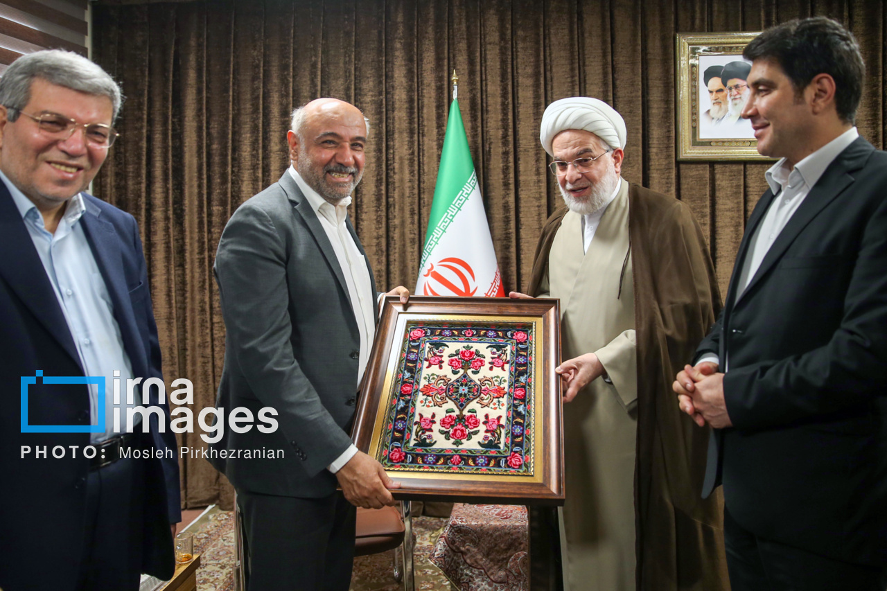 عکس/ سفر وزیر تعاون، کار و رفاه اجتماعی به استان کردستان