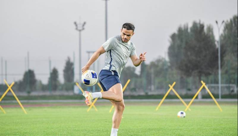 نفس راحت پرسپولیس با نیمکت نشینی اورونوف