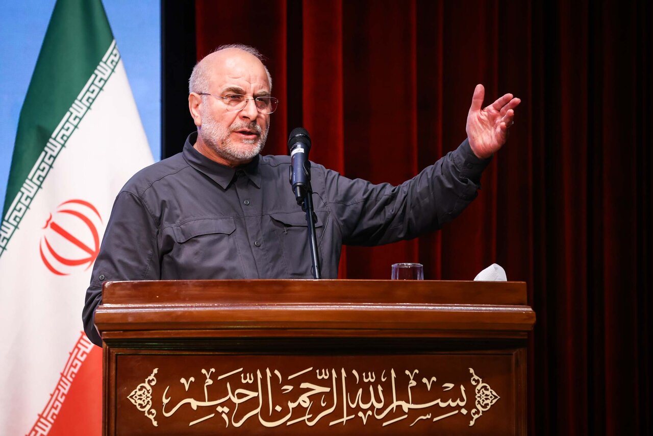 پاسخ صریح قالیباف به یک شائبه؛ رهبر انقلاب مانند سال ۵۹ در قرارگاه فرماندهی جنگ با رژیم صهیونیستی حضور داشتند