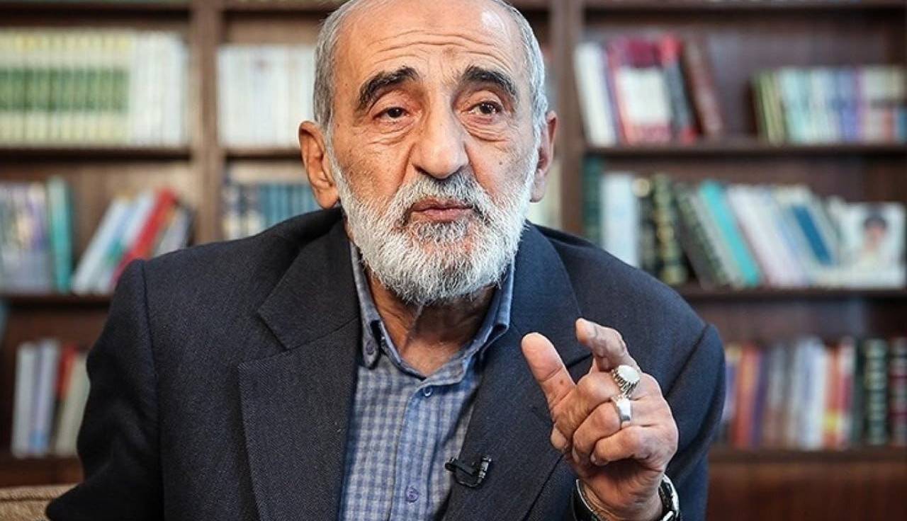 «شریعتمداری» به رئیس جمهور: هم صداقت و عدالت لازم است و هم موشک و پهپاد!