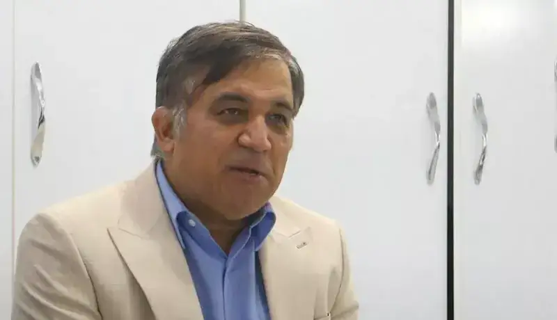 پاسخ تاجرنیا به فتح‌الله‌زاده: سکوت کن!
