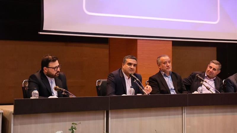 تثبیت قیمت زرشک و زعفران اولویت دولت چهاردهم در خراسان جنوبی باشد