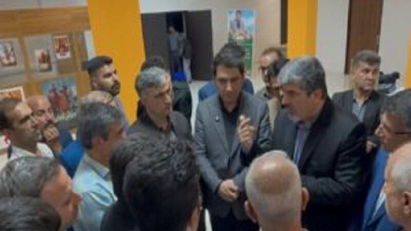 حضور استاندار کردستان در میان مردم نایسر؛ پیگیری مطالبات و قول‌های عمل‌شده