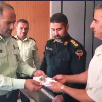 مامور پلیس خمینی‌شهر، شمش‌های طلا را به صاحبش بازگرداند