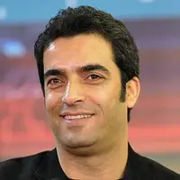 چهره ها/ استوری معنادارِ منوچهر هادی در غمگین‌ترین حال و احوال!