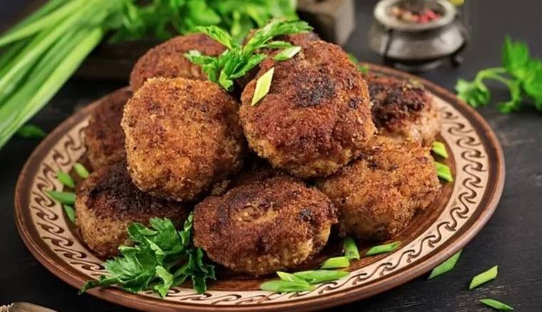 طرز تهیه کتلت گردو به روش اصیل شمالی