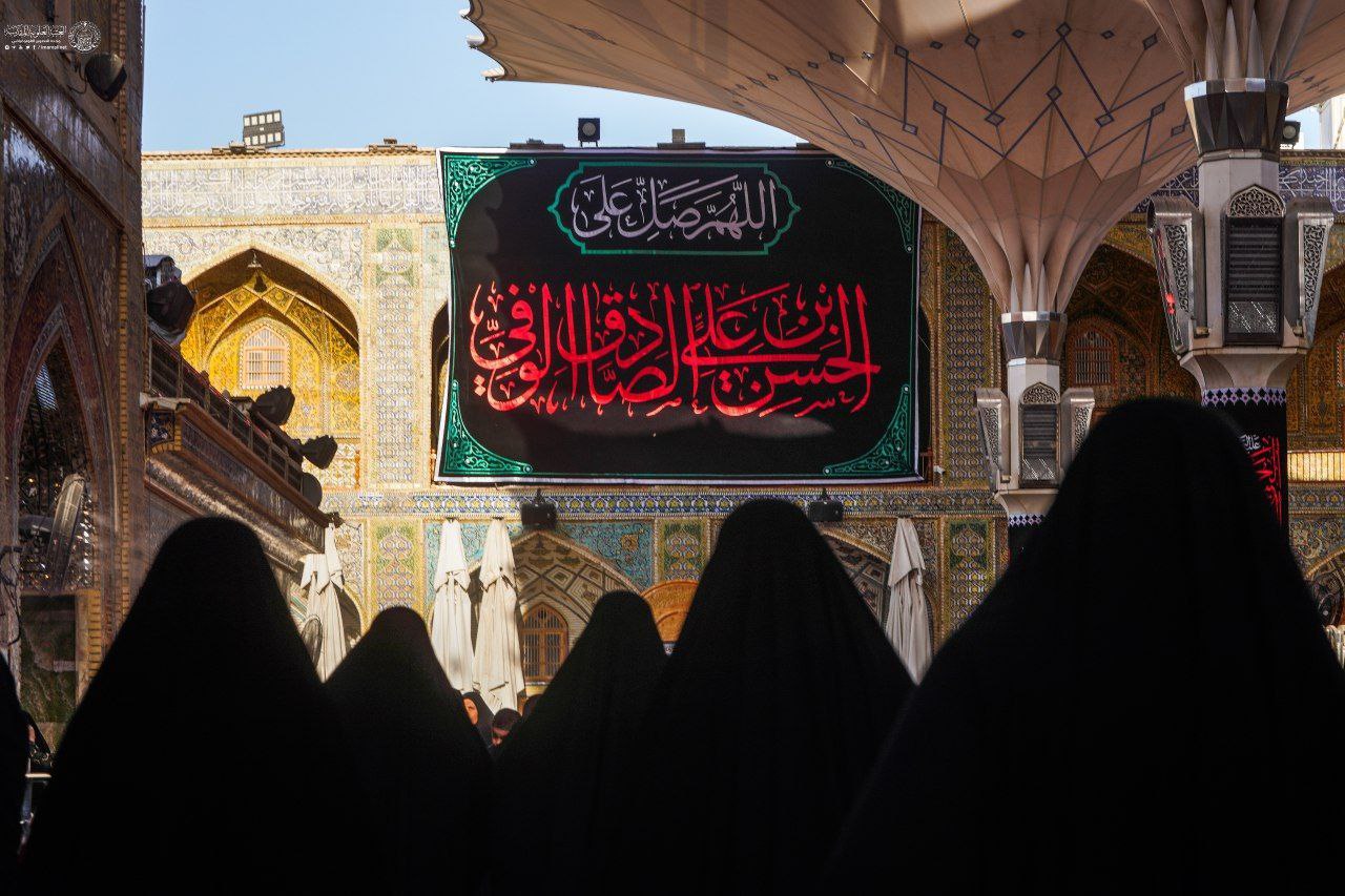 حرم مطهر علوی عزادار امام حسن عسکری(ع)