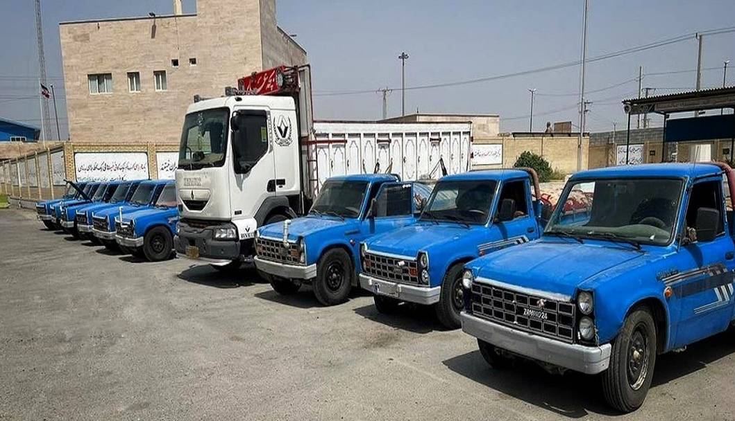 توقیف ۴۰۰ هزار لیتر گازوئیل، ۲ شناور و ۹ خودروی شوتی در هرمزگان