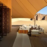 رونق چادر زدن لوکس در بیابان‌های بکر عربستان