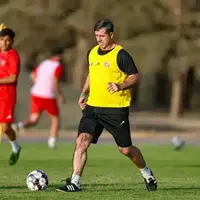 آقا کریم چهره خاص نیمکت پرسپولیس