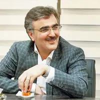 رئیس بانک مرکزی: هیچ برنامه‌ای برای افزایش نرخ ارز ۷۰ هزار تومانی نداریم