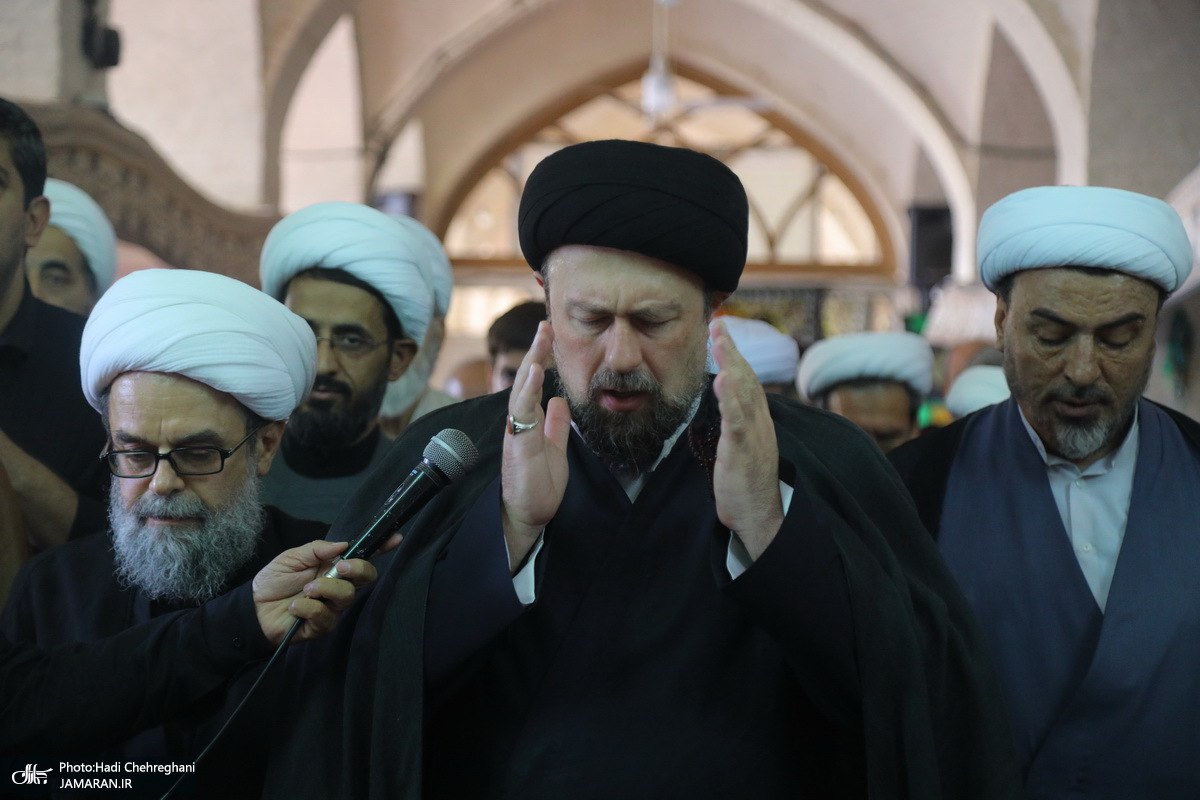 مراسم تشییع همسر مرحوم آیت الله راستی کاشانی (ره)  