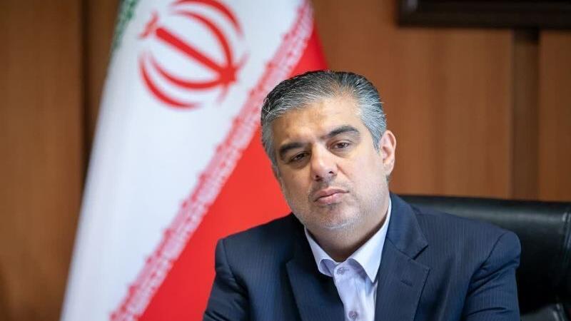 استاندار مرکزی: تعاونیها زمینهساز توسعه و موتور محرک اشتغالزایی هستند