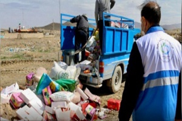 کشف و معدومسازی بیش از ۲ تن مواد غذایی غیرقابل مصرف در اهواز