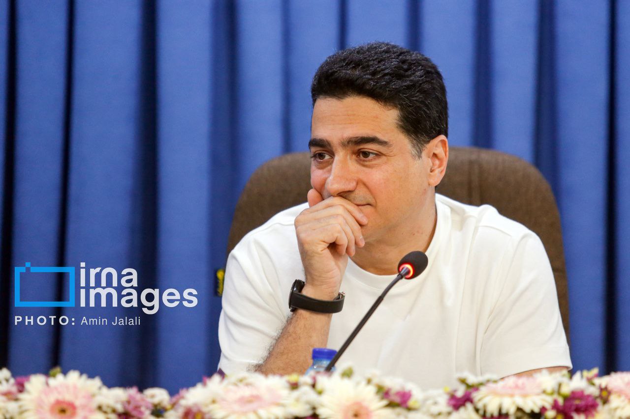  ​​​​​​​نشست خبری همایون شجریان 