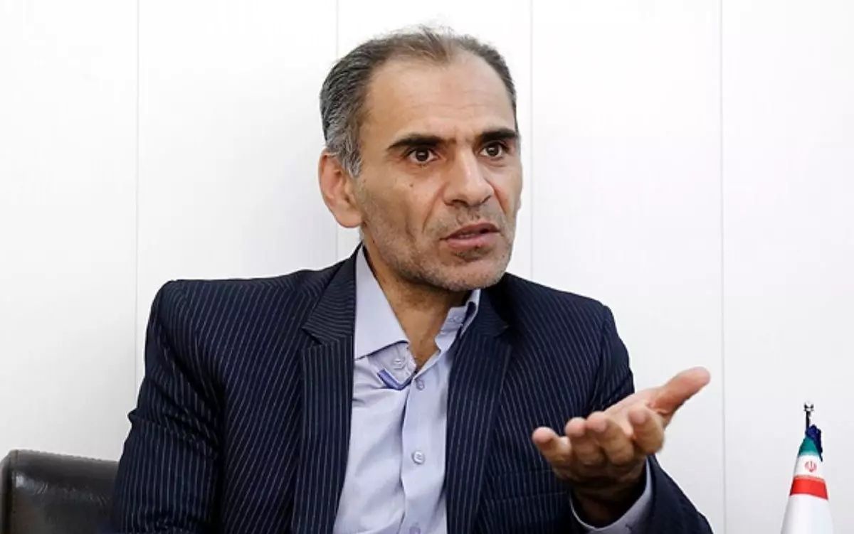 استاد دانشگاه: نرخ ارز بالا میرود حتی اگر مکانیسم ماشه فعال نشود