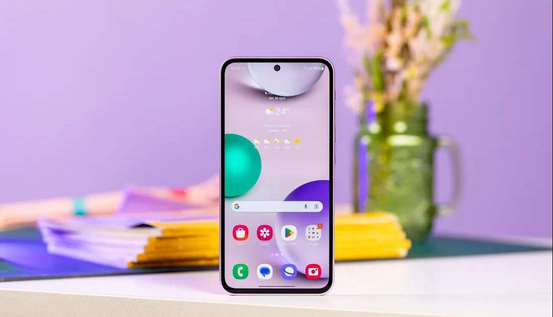 سامسونگ گوشی‌های گلکسی A35 و A36 و A54 را به One UI 8 بتا آپدیت کرد