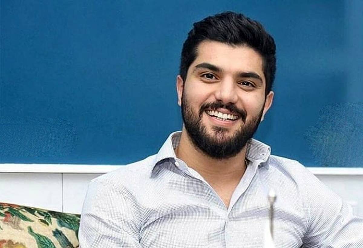 چهره ها/ سینا مهراد با موتور و استایل جذابش خودنمایی کرد