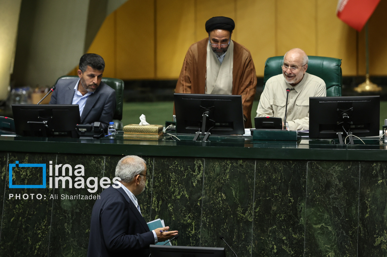 عکس/ جلسه علنی مجلس شورای اسلامی 
